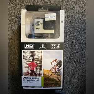 NIB iessentials HD Action Video Camera